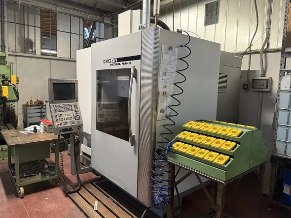 Deckel Maho modello DMC 835 V