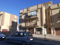 #19997 Depositi al piano interrato