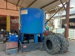 1#8207 Distributore Fenzi e serbatoio Avogadri
