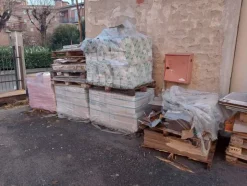 1#8153 Diverse tipologie di piastrelle e gres porcellanato