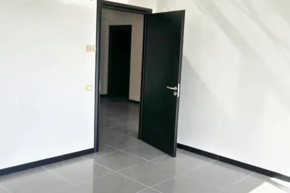 #24675 Due unità immobiliari ad uso ufficio in complesso direzionale-commerciale