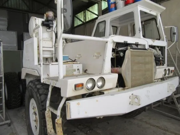 216#46820 Dumper Perlini 255