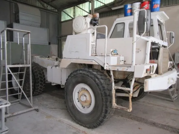 216#46820 Dumper Perlini 255