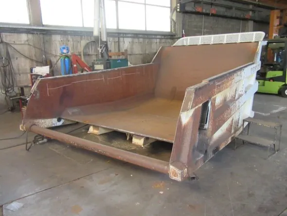 216#46820 Dumper Perlini 255