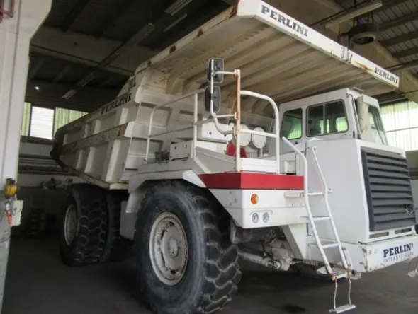 211#46820 Dumper Perlini 705