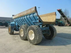 3#7693 Dumper Volvo