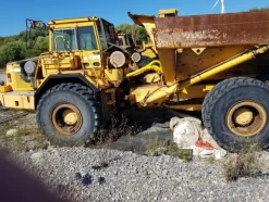 28#4479 Dumper Volvo