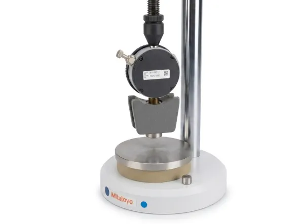 Durometro usato Mitutoyo 811-013 con Stativo Hardmatic