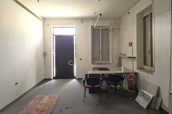 #2640068 Edificio artigianale parte dismesso