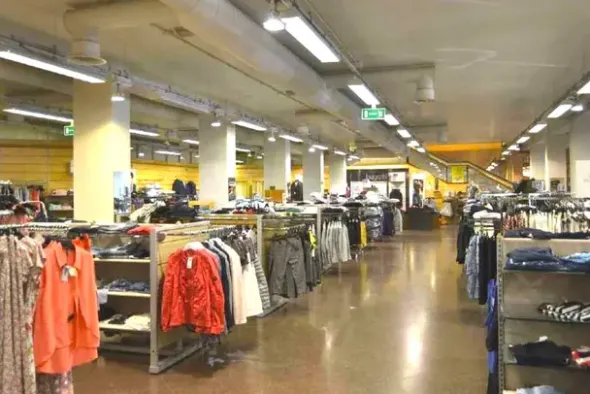 #23533 Edificio commerciale con magazzino interrato