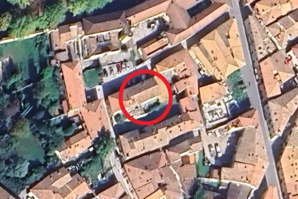 #26250 Edificio ricettivo da ristrutturare in centro