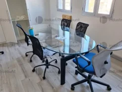 53#8883 Elementi d'arredo per reparto modelleria e macchine da ufficio