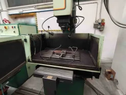 Elettroerosione a CNC CDM Rovella HYDRA