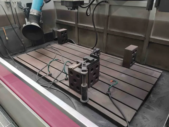 Elettroerosione a CNC CDM Rovella BF 1300 ZENIT