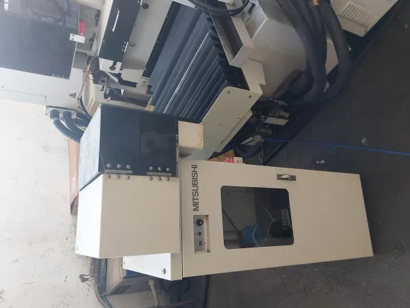 ELETTROEROSIONE A FILO MITSUBISHI MOD. CX 20