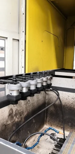 Elettroerosione a Tuffo ONA TECHNO 400