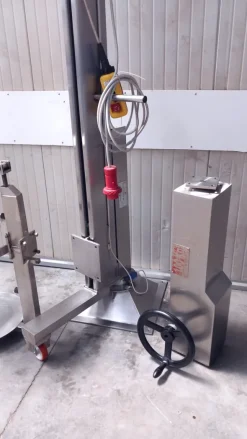 ELEVATORE A COLONNA – PACKSERVICE (COD. MF-PR-ELE-85)