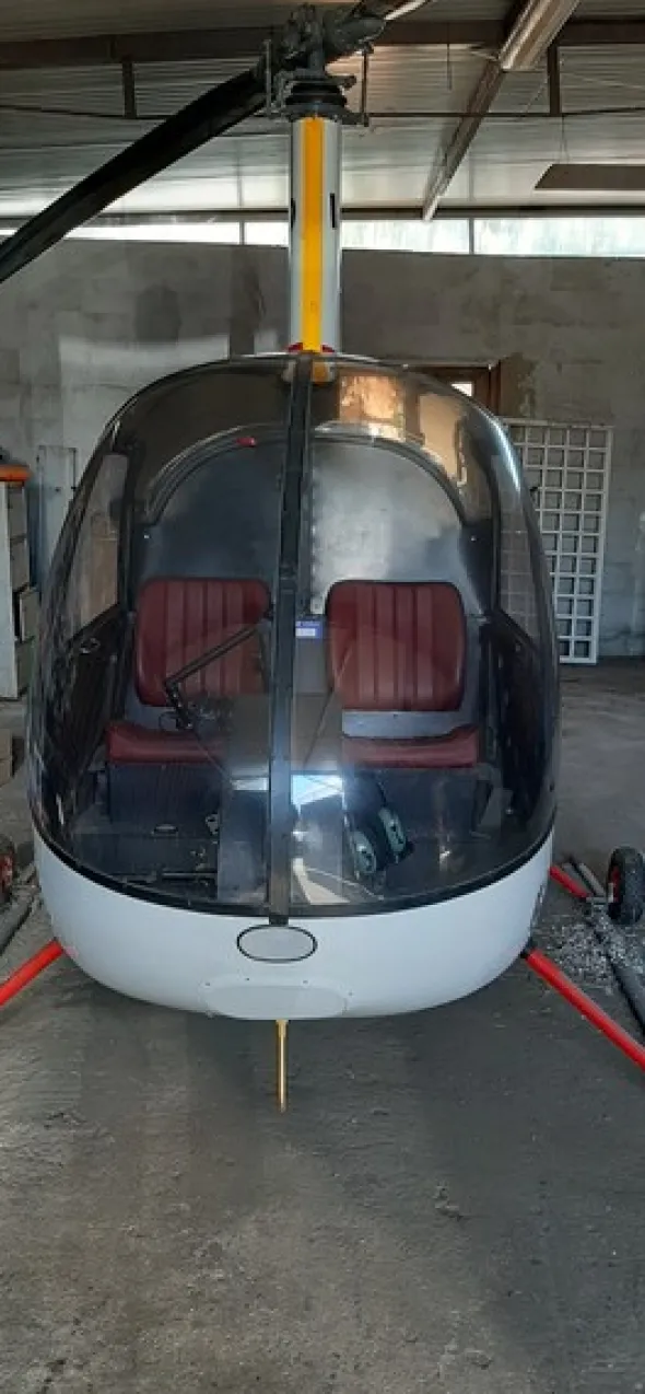 1#5390 Elicottero Robinson R22