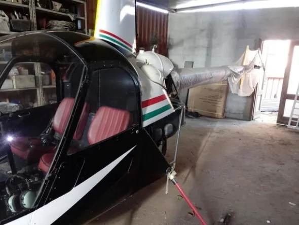 1#5390 Elicottero Robinson R22