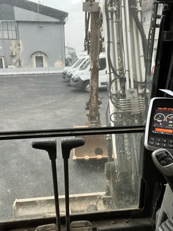 ESCAVATORE CINGOLATO BOBCAT E62