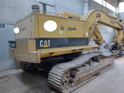 12#5665 Escavatore cingolato Caterpillar e martello demolitore Krupp