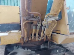12#5665 Escavatore cingolato Caterpillar e martello demolitore Krupp