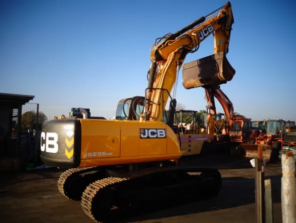 4#8048 Escavatore cingolato Jcb