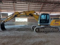 4#5783 Escavatore cingolato New Holland