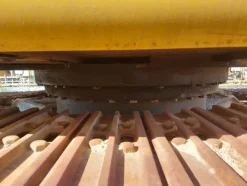 24#5562 Escavatore cingolato New Holland