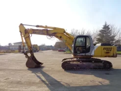 25#5085 Escavatore cingolato New Holland