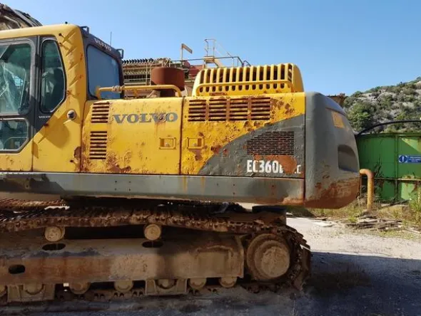 5#4479 Escavatore cingolato Volvo
