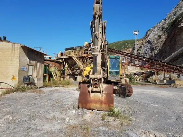 5#4479 Escavatore cingolato Volvo