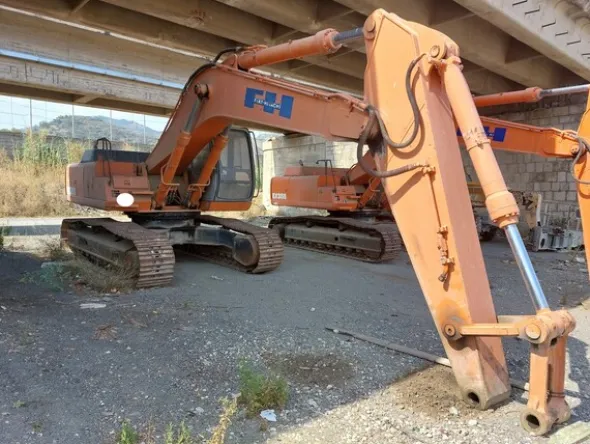27#7850 EscavatoreFiat Hitachi EX 355