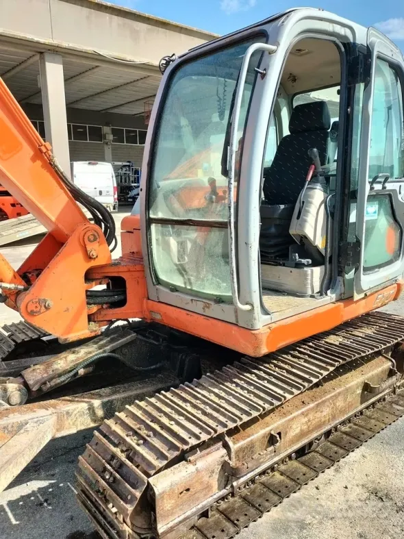 Escavatore Fiat Kobelco E80