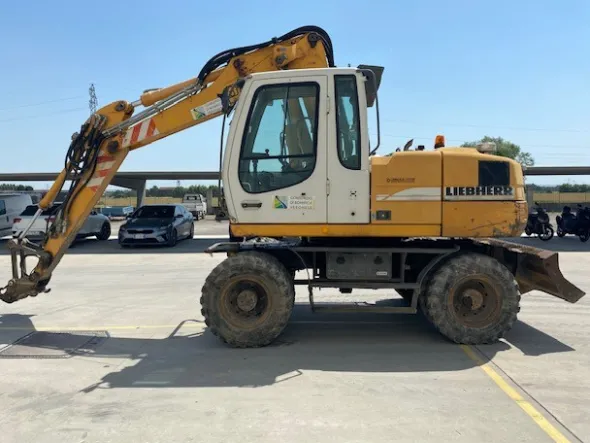 Escavatore gommato Liebherr A314 Litronic