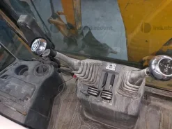 13#8924 Escavatore JCB