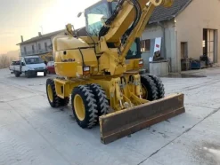 3#6189 Escavatore Komatsu