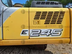 2#9577 Escavatore New Holland E245