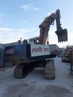 66#5827 Escavatore Rock 150