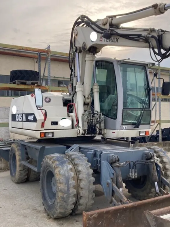 3#6332 Escavatore Terex