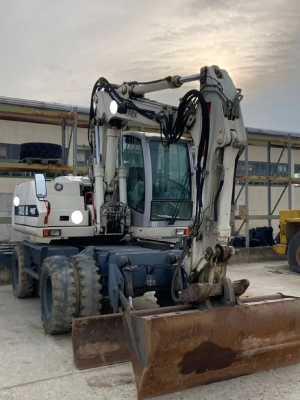 3#6332 Escavatore Terex