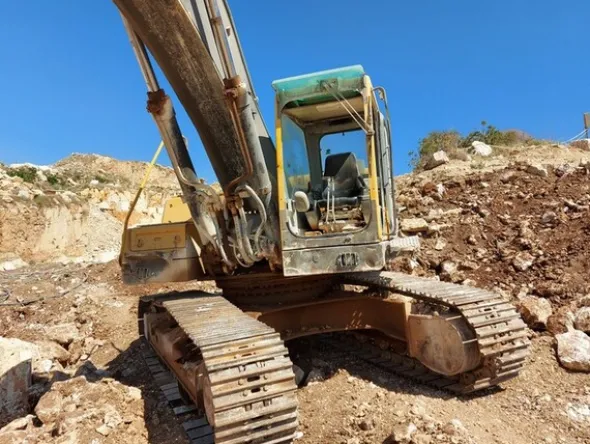 23#5454 Escavatore Volvo