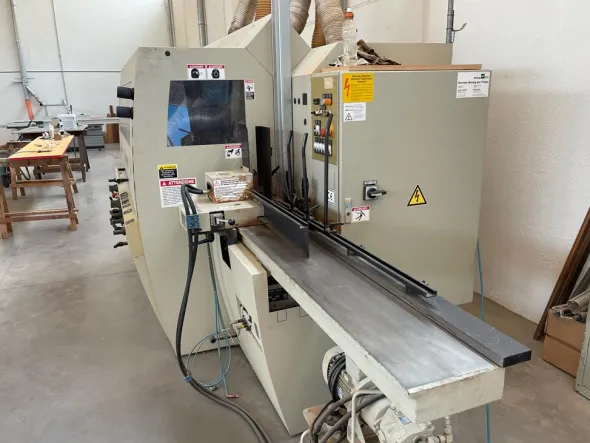 E9-01-1124Scorniciatrice marca Weinig