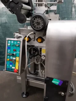 ETICHETTATRICE AUTOADESIVA – ARCA MOD. ASVIGNETTE