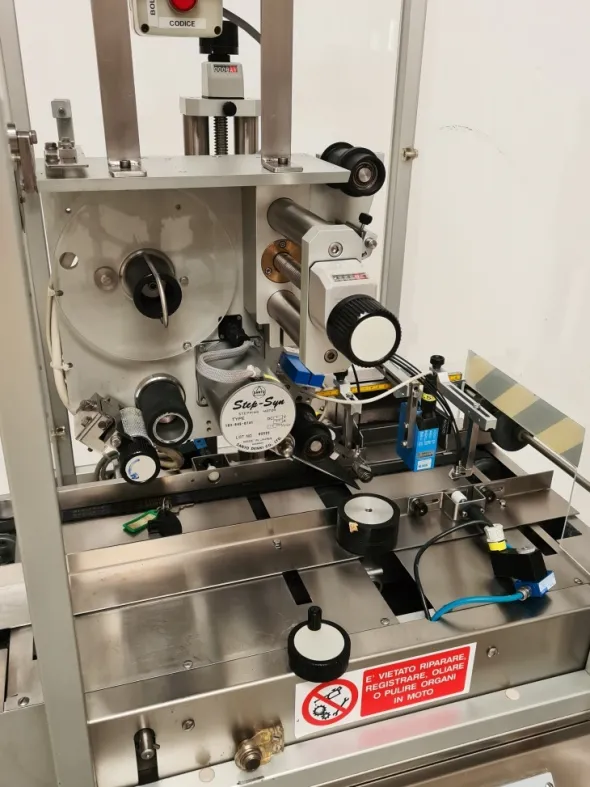 ETICHETTATRICE NERI MOD. SL400A (COD. MF-PK-ETI-99)