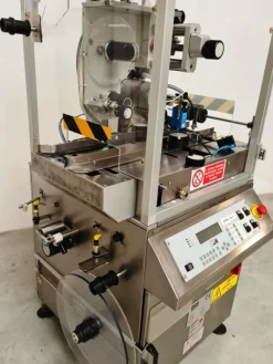 ETICHETTATRICE NERI MOD. SL400A (COD. MF-PK-ETI-99)