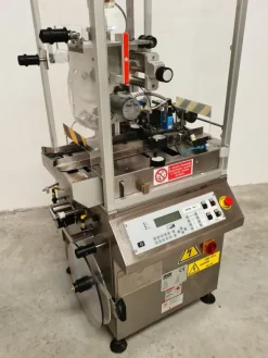 ETICHETTATRICE NERI MOD. SL400A (COD. MF-PK-ETI-99)
