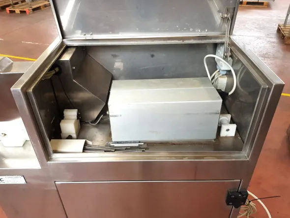 etichettatrice salumi Corni usata