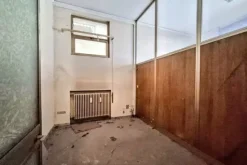 #25091 Ex sede di filiale bancaria con area a parcheggio
