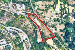#22066 Ex stabilimento industriale con terreno